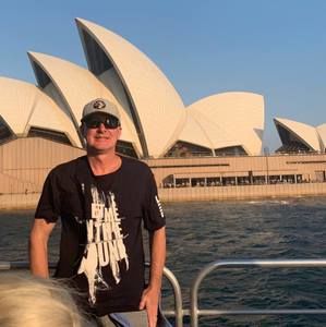 Meet your Posher, Christopher